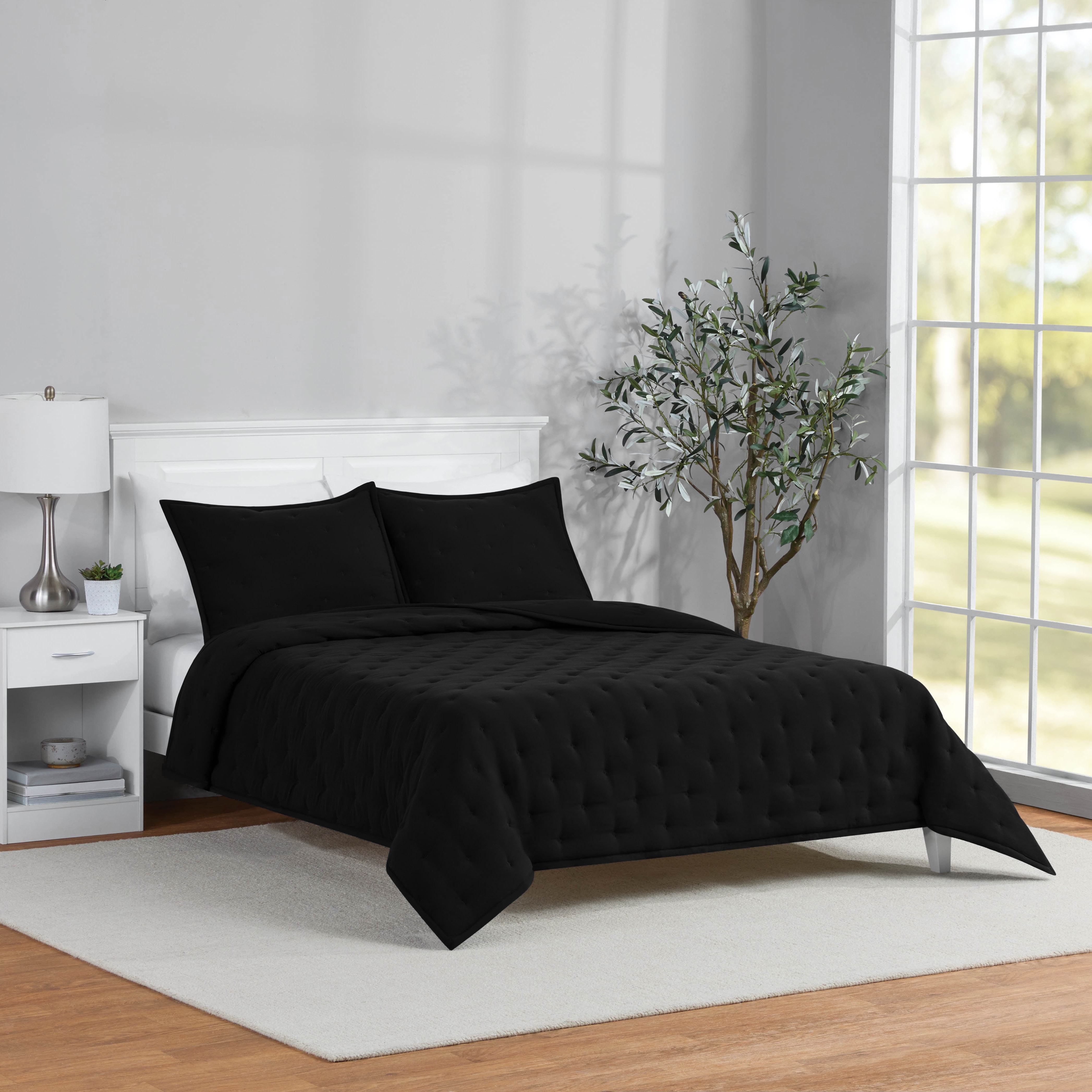 Mainstays King Comforter Set, All-Season, 3-Piece, Black