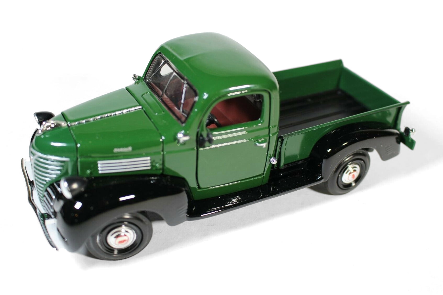 Freightliner Cascadia Truck White 