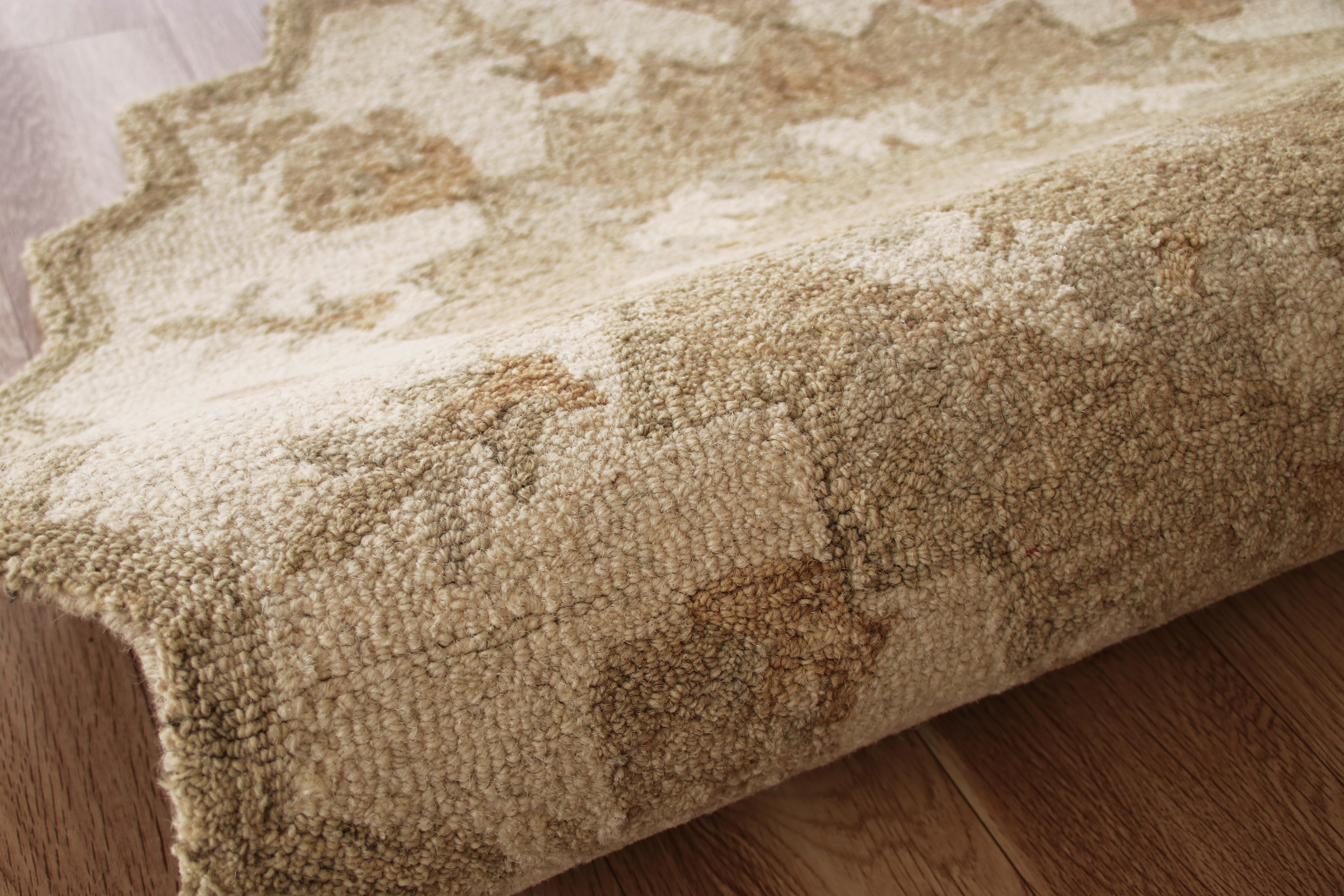 Harlow Hill Daisey Beige Medallion Wool Indoor Area Rug6' Round