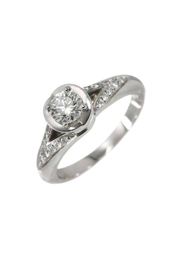 Pre-Owned BVLGARI Incontro damore Ring in Diamond and Platinum