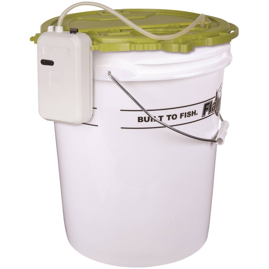 Flambeau 5 Gal Insulated Bucket with Lid and 12V/110V Aerator