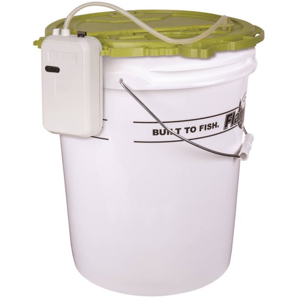 Flambeau 5 Gal Insulated Bucket with Lid and 12V/110V Aerator Walmart