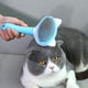 thumbnail image 3 of Cepillo para perros y gatos autolimpiante WEIHJMXG Azul, 3 of 5