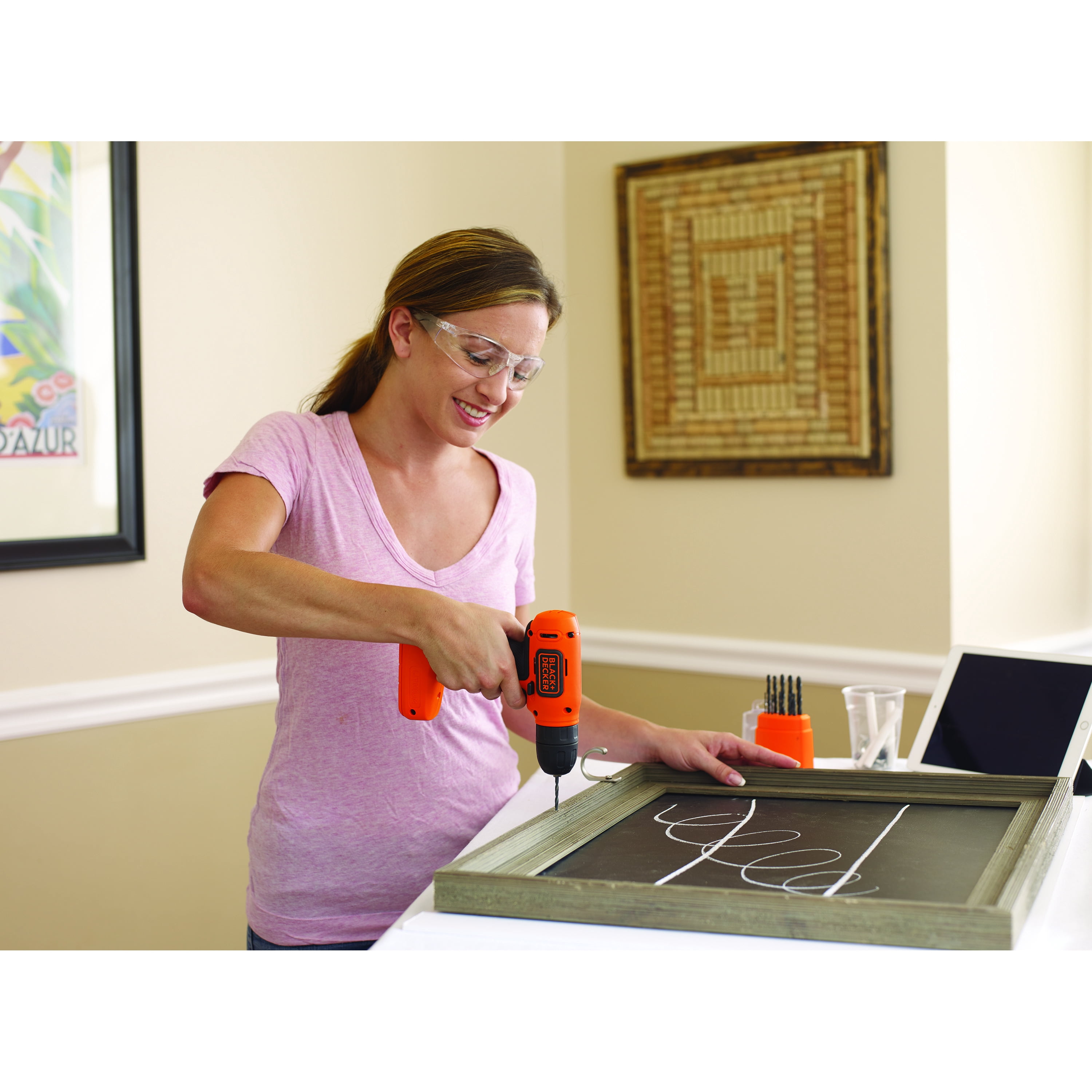 Black and decker 8v sale