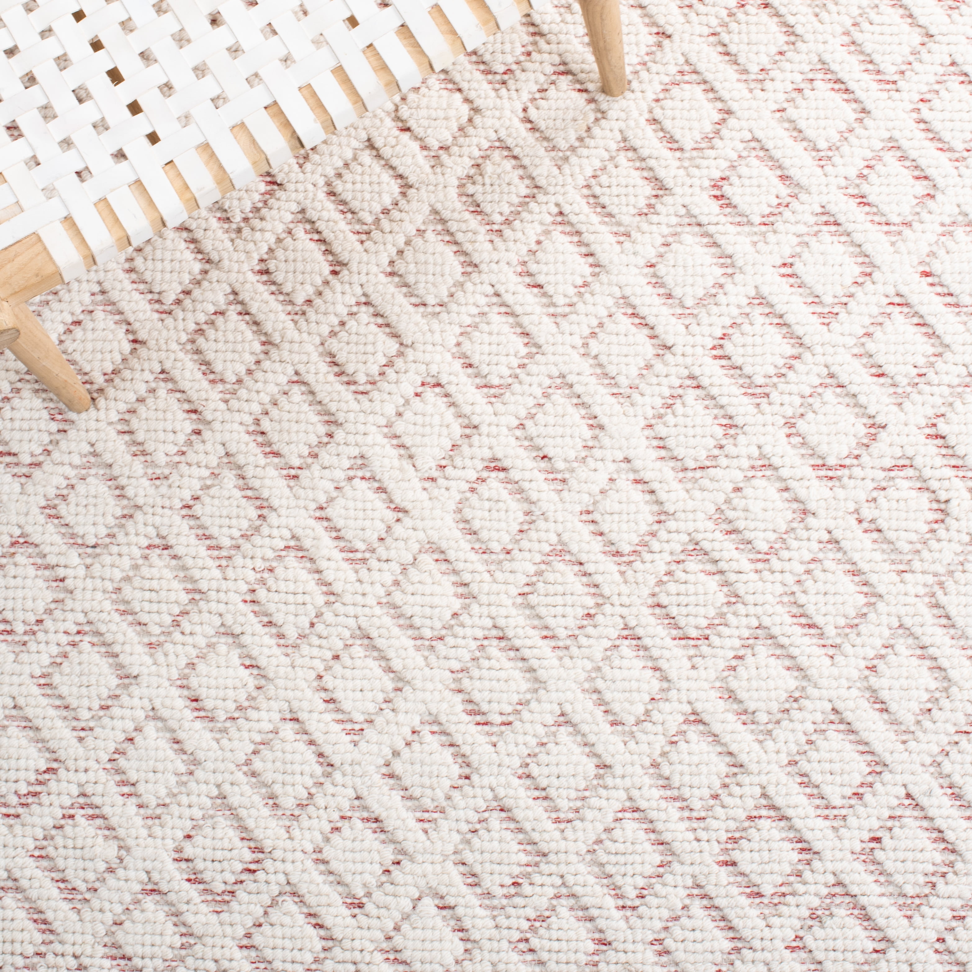 SAFAVIEH Vermont Thurstan Geometric Wool Area Rug, 4' x 6', Ivory/Red