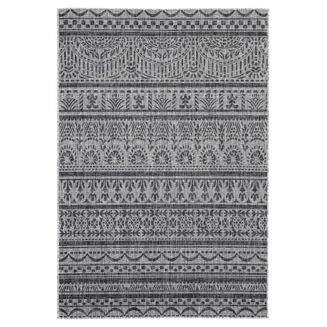 United Weavers Augusta Diani Black Oversize Rug