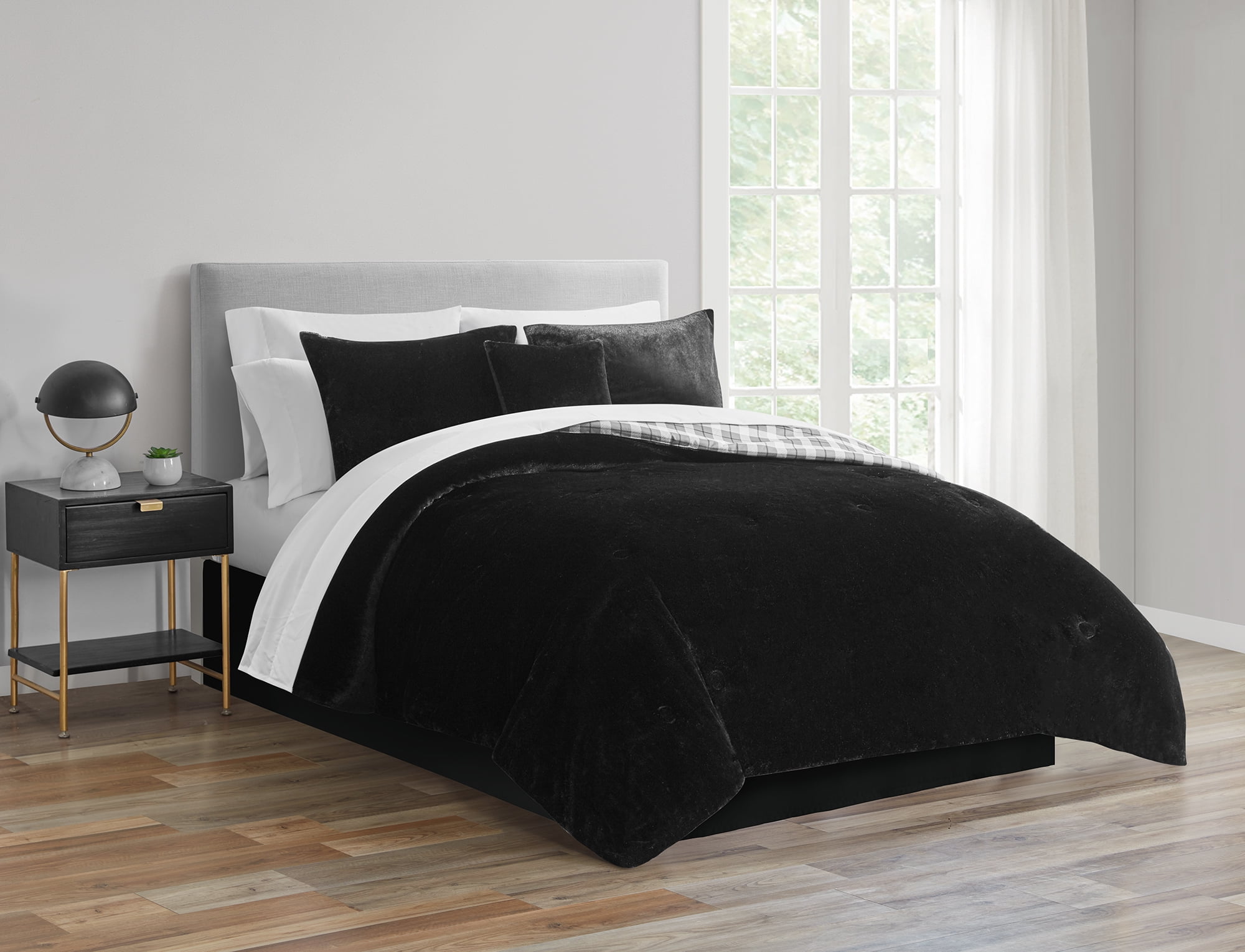 Mainstays 11-Piece Bed in a Bag Comforter Set with Sheets, Black Faux Fur, Queen, Unisex
