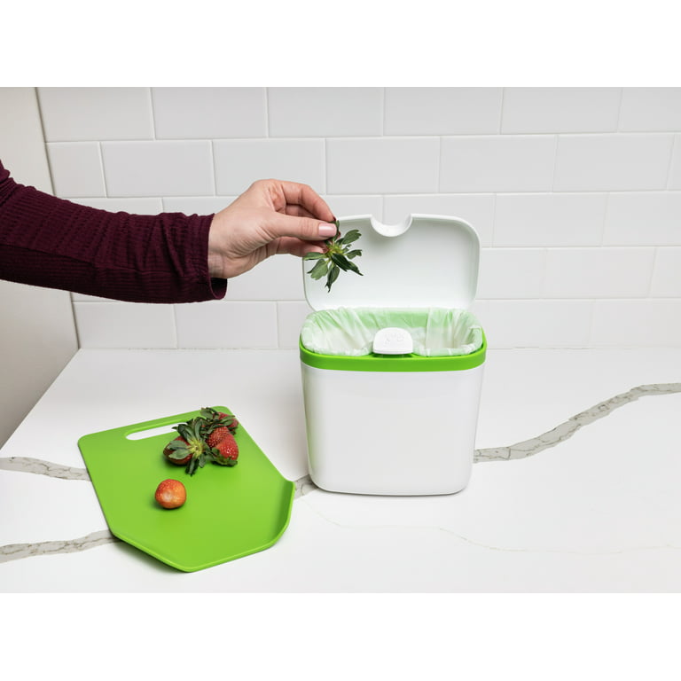 6 Best Tabletop Compost Bins For Your Kitchen