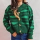 thumbnail image 4 of Pntutb Moda Mujer Casual Irregular Raya Contraste Color Solo Pecho Cuello Recortado Rebeca Suéter Chaqueta Liquidación Pntutb Pntutb-1471, 4 of 8