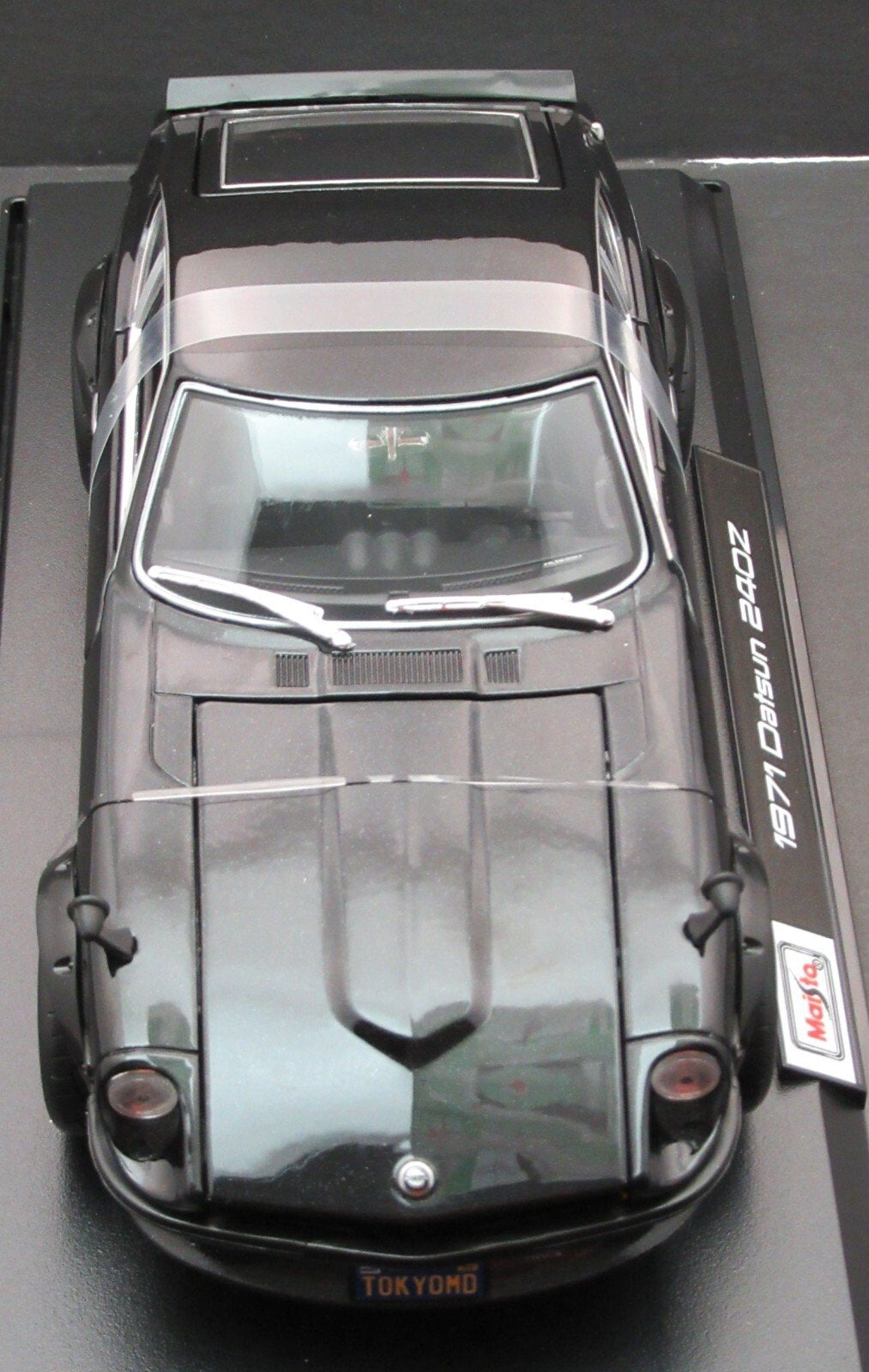 1971 Datsun 240Z Black 1:18 Metal Die Cast Maisto -
