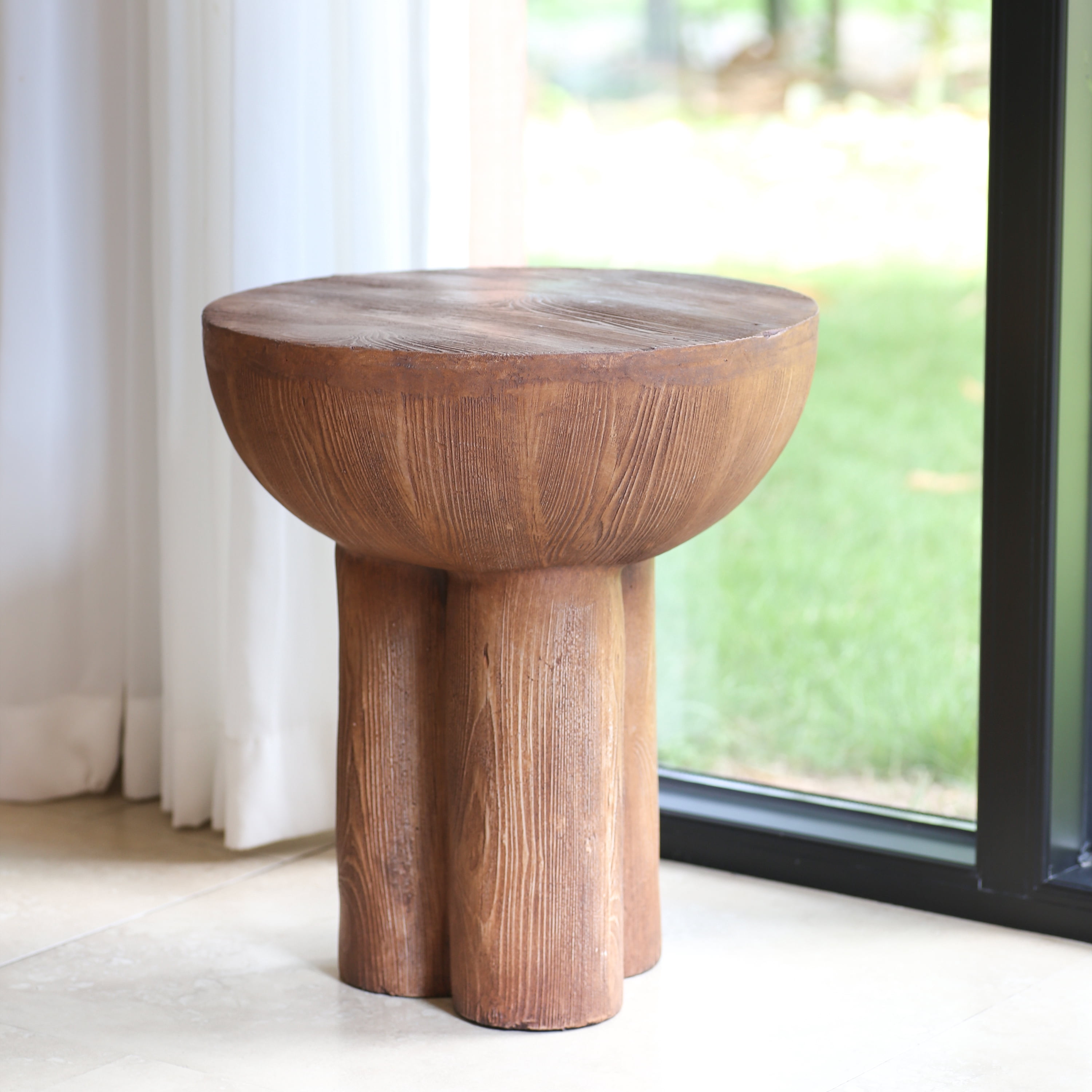Three-Legged Wood-Grain Round Side Table for Garden Balcony Deck, Brown