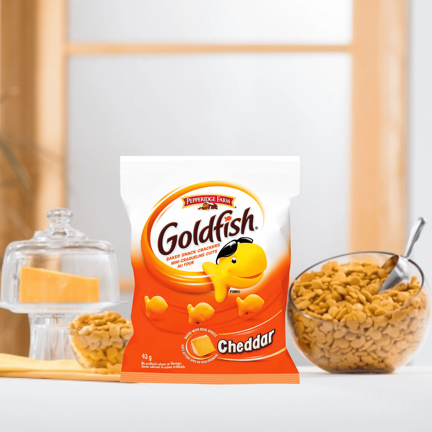 Goldfish Cheddar Crackers, 45oz. On the Go Packs -Baked with Real Cheddar Cheese No Artificial Colors & Flavors Crunchable & Munchable  Snacks for Kid's Lunch Box Halloween Basket Fillers & Favors