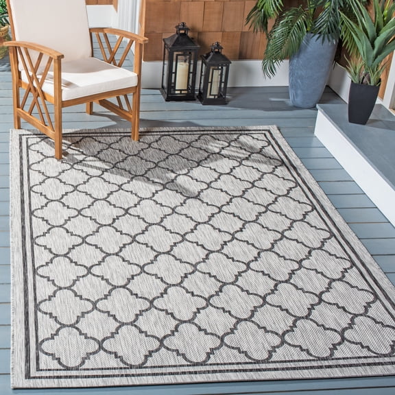 SAFAVIEH Courtyard Claudia Geometric Indoor/Outdoor Area Rug, Light Grey/Black, 4' x 5'7"