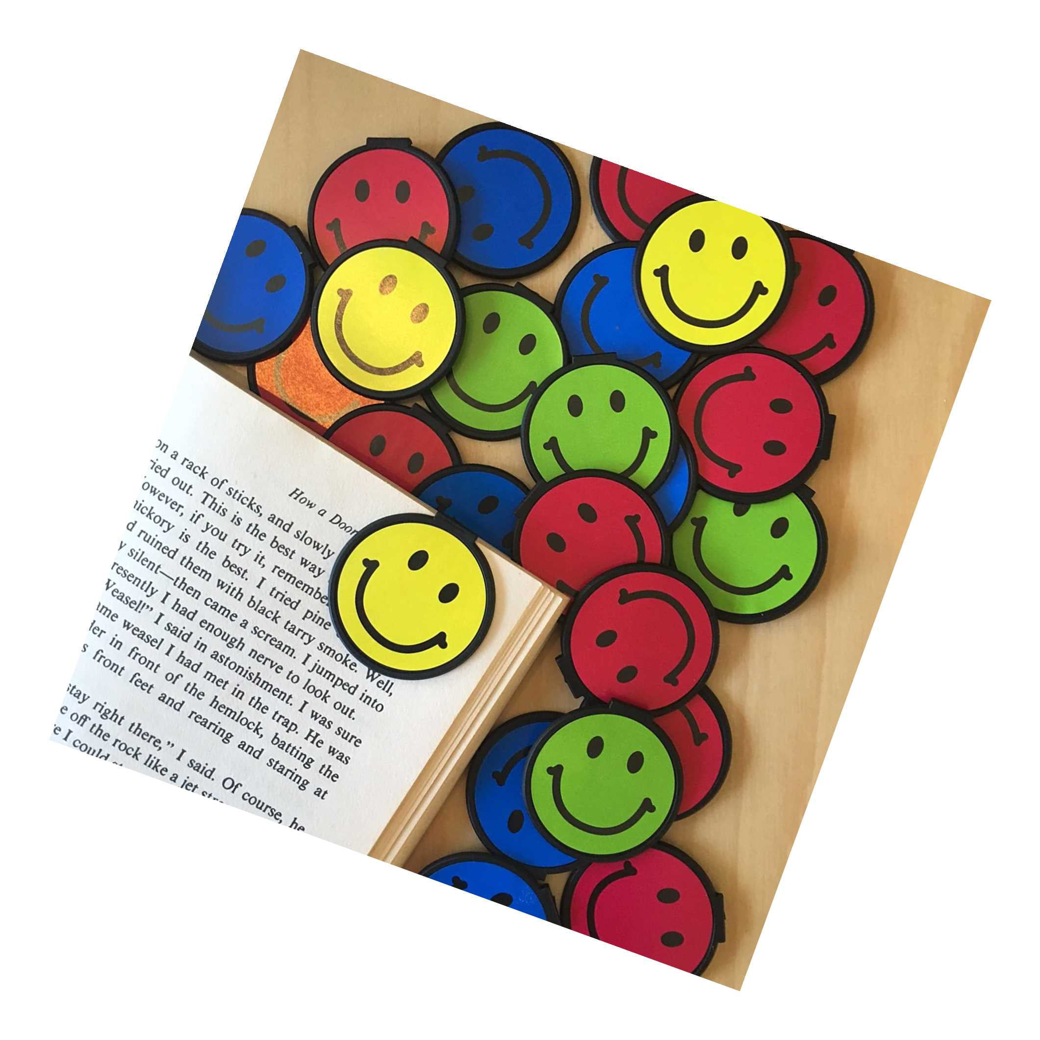 36 Bulk Bookmarks for Kids girl’s boys- School Student Incentives Classroom Reading Awards! Library incentives Party Favor Prizes Reading Incentives BEST SMILEY FACE Bookmarks 