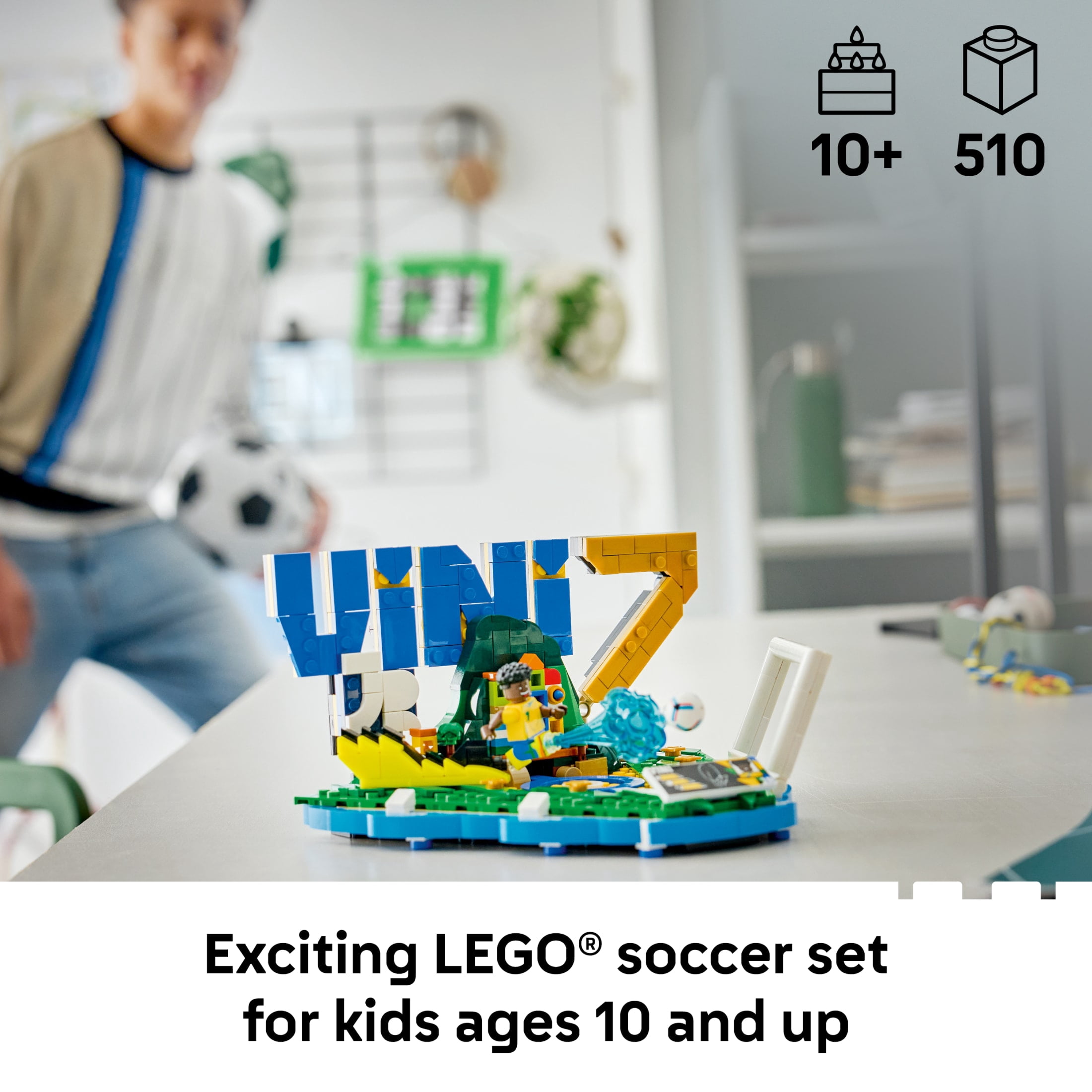 LEGO Editions Vini Jr. – Soccer Highlights - Building Set for Boys & Girls, Ages 10+ - Collectible Soccer Gift W/ Plaque - Kids Bedroom or Shelf Decor - 43027
