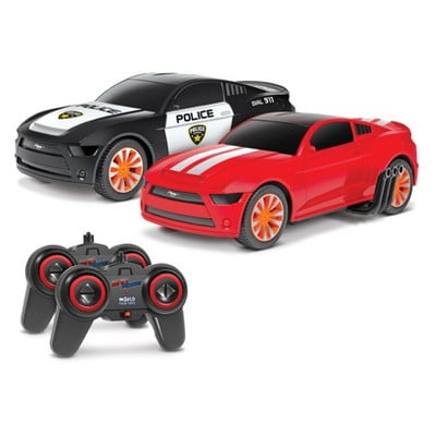 meel enkel en alleen Plagen 1:20 Officially Licensed Ford Mustang Battle Pursuit Flip Action RC Cars  Double Pack - Walmart.com