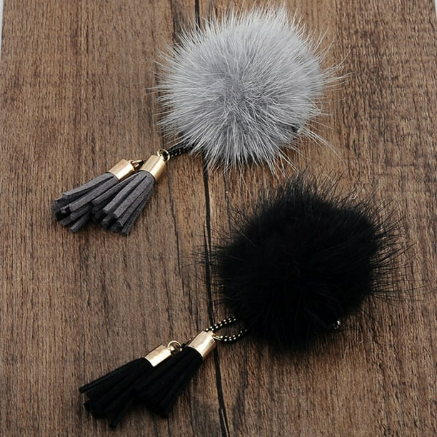 Pom hotsell pom brooch