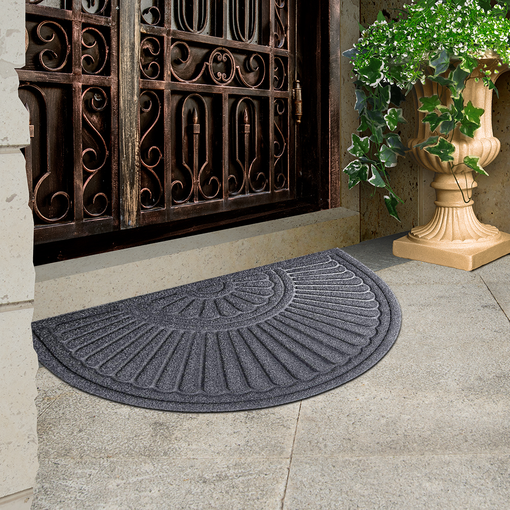 Home Heart Spaghetti Coil Indoor or Outdoor Door Mat Doormat in Dark Grey