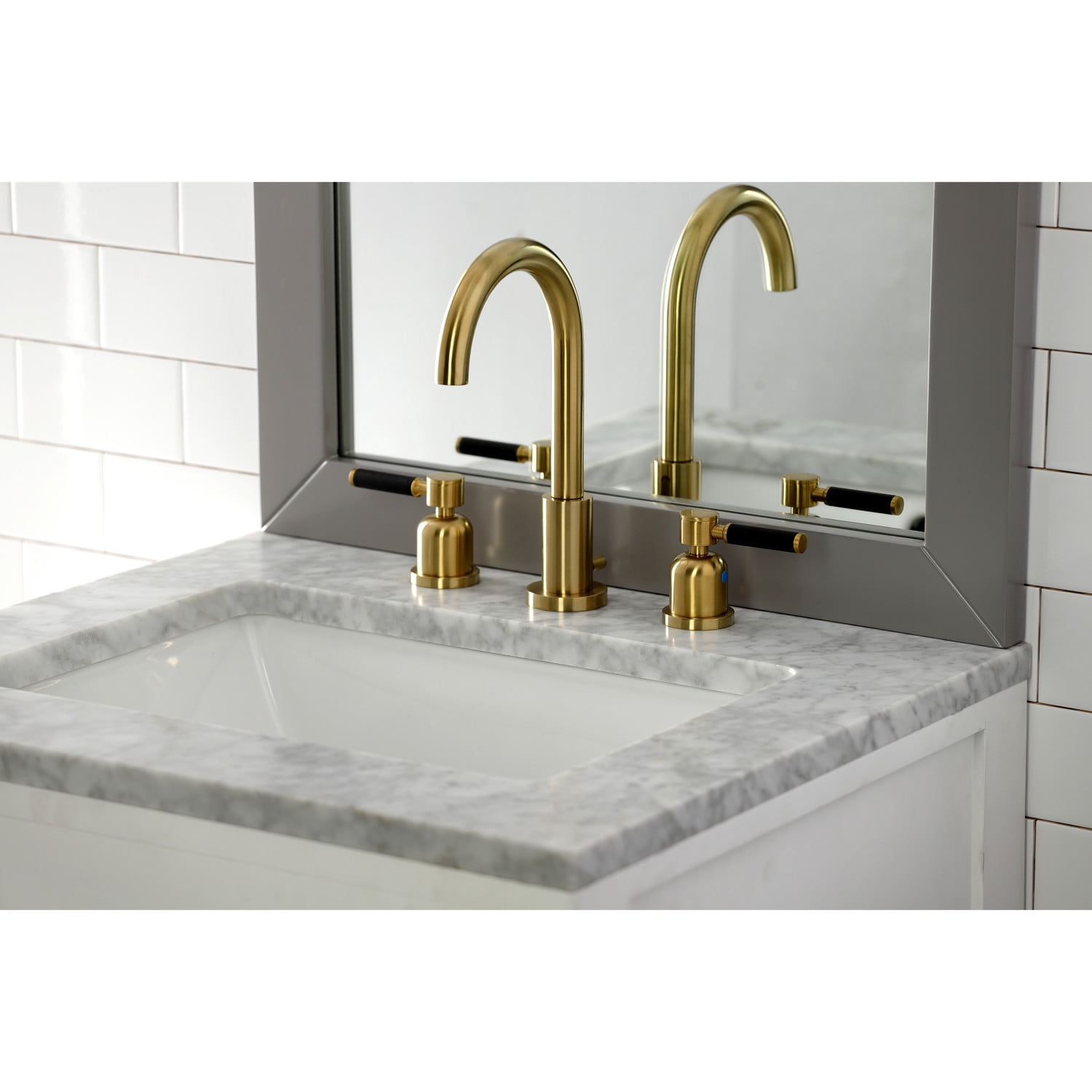 Kingston Brass KB962FL Widespread Bathroom Faucet, Polished Brass