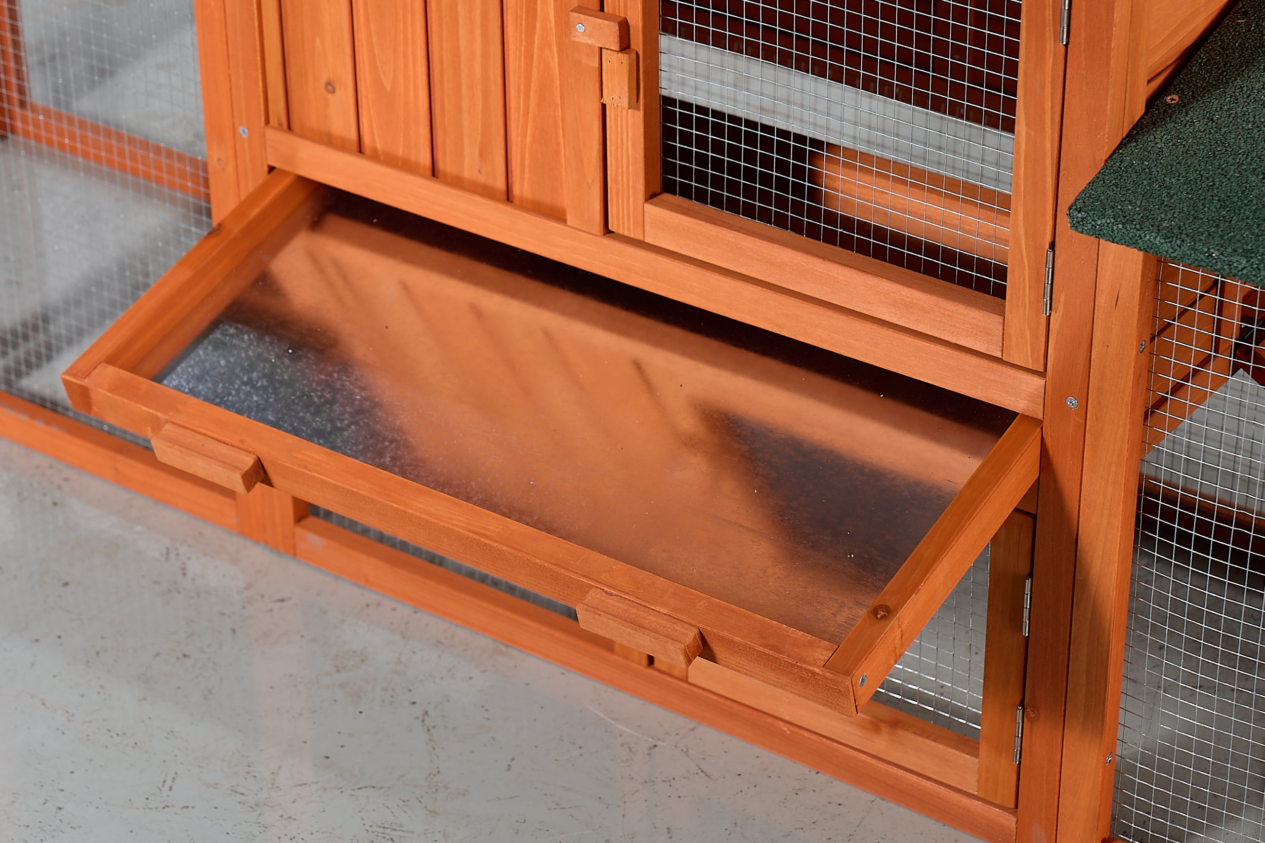 Large Wooden Rabbit Hutch, Outdoor Bunny Cage with Spacious Run, Waterproof Asphalt Roof, Pull-Out Tray and Ramp, Fir Wood Pet House for Rabbits, Chickens and Small Animals (Brown & Green)