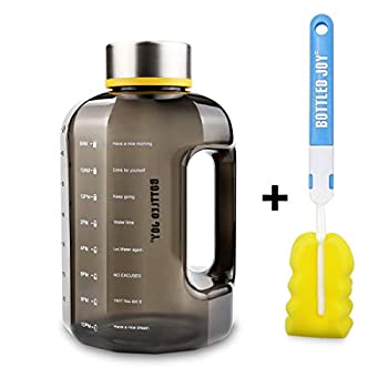 water bottle to measure intake