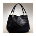 thumbnail image 1 of Bolso de mano de piel granulada de cocodrilo para mujer, 1 of 1