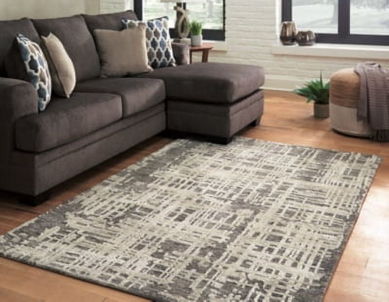 Signature Design by Ashley Traditional Precia 7'10" x 10'6" Rug Gray/Cream