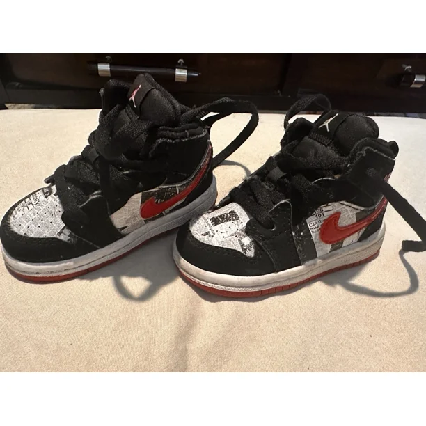 Ni - ke Ni - ke Air Jordan 1 Mid Basketball Shoe Sz 4c Style BQ6933-061 Red White Newspaper