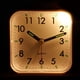 thumbnail image 2 of Reloj despertador analógico silencioso, despertador suave, pitidos, subir volumen, función de repetición y luz con pilas, fácil configuración, color blanco, 2 of 5