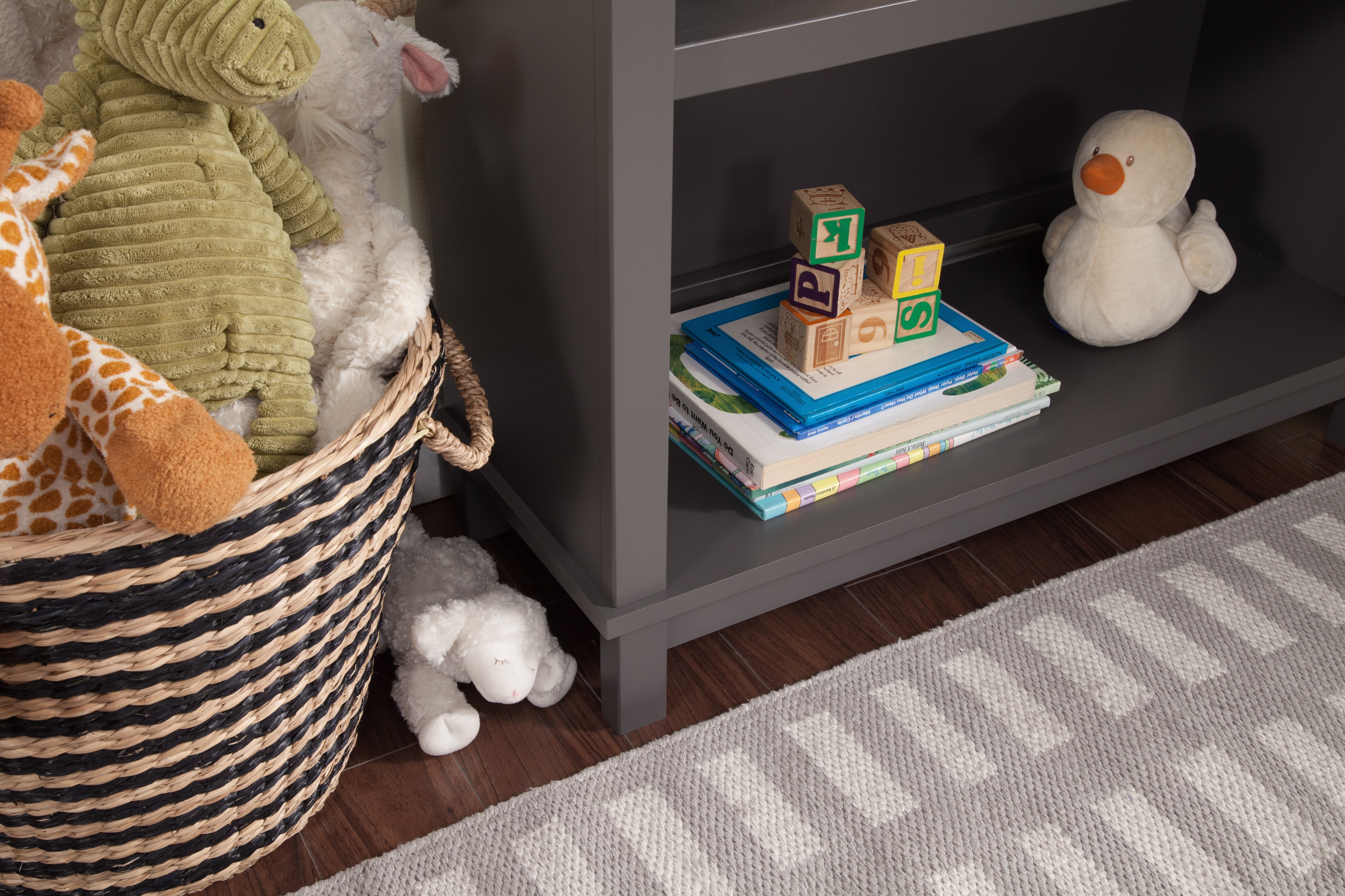 davinci autumn bookcase