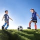 thumbnail image 4 of par de espinilleras de fútbol para jóvenes, equipo de protección de pantorrillas ligero y transpirable para niños, niñas, niños y adolescentes, 4 of 8