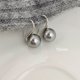 thumbnail image 1 of Pendientes de perlas pequeños grises grandes pendientes de perlas pendientes en plata con pasador pendientes de perlas de gran sentido, fáciles de combinar, 1 of 6