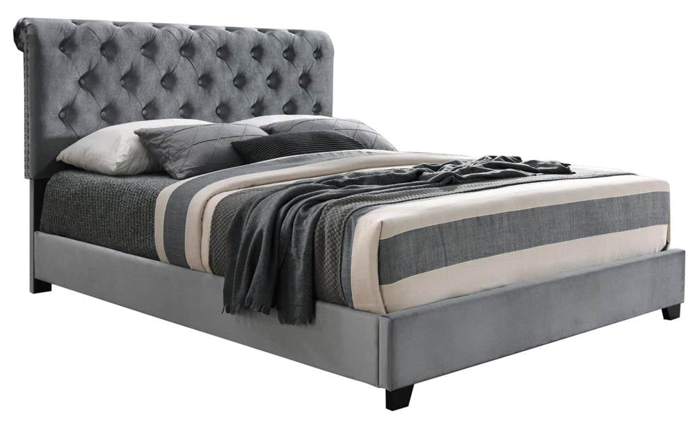 Bedroom Kimberly Scalloped Queen Bed, Silver