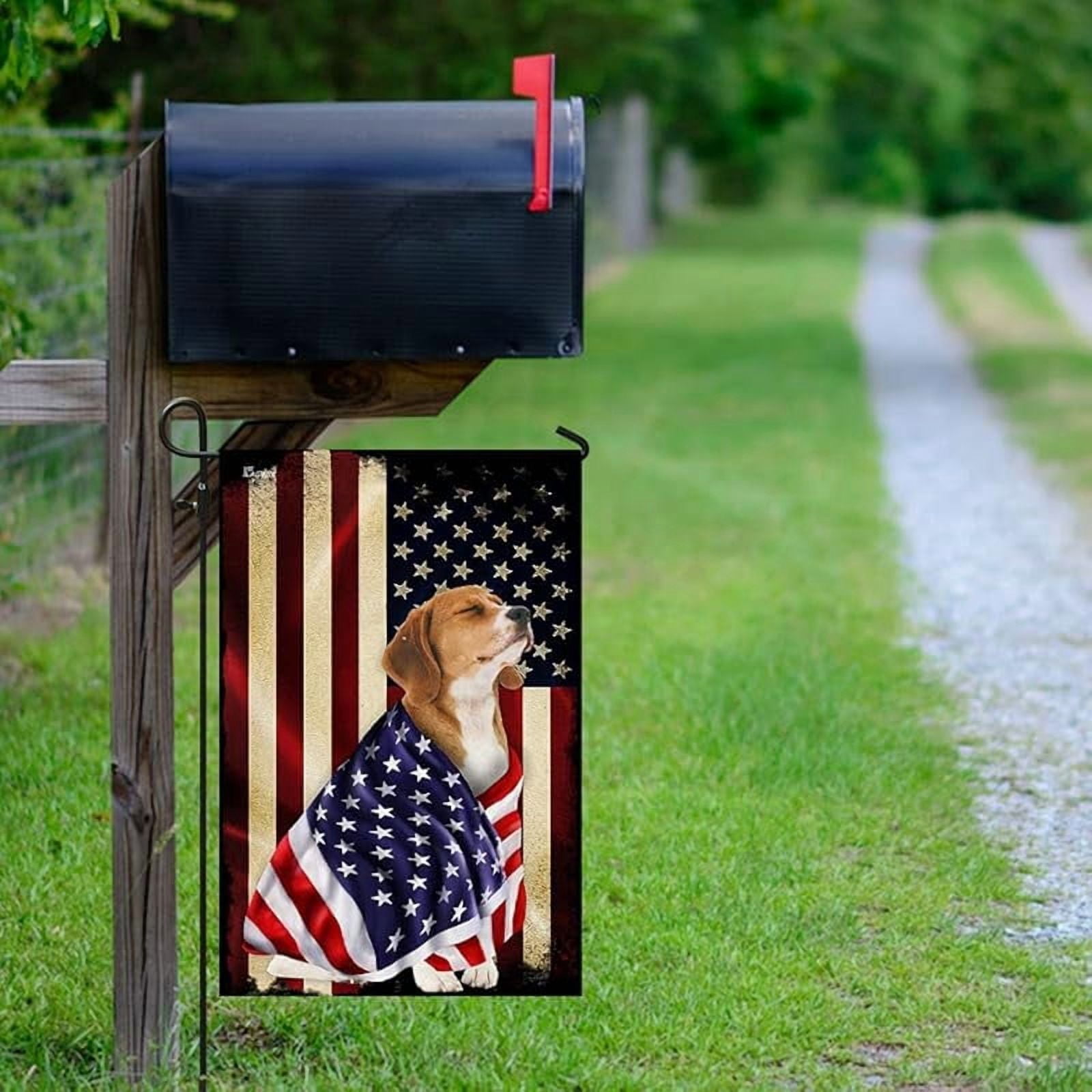 Beagle Flag - Outdoor Beagle Decorations, 29.5" x 39.5" House Flag For Porch, Patio, Wall Decor, Heavy-duty Canvas American with Beagle Garden Home Décor Double Sided