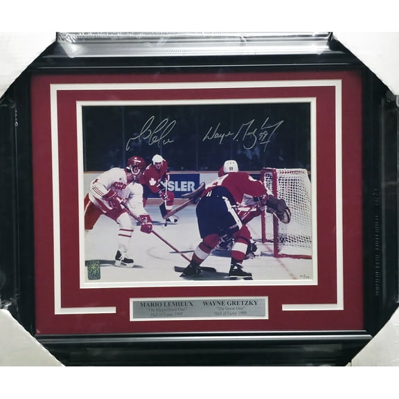 Wayne Gretzky & Mario Lemieux Autographed Framed 11x14 Photo Beckett BAS #AE16670