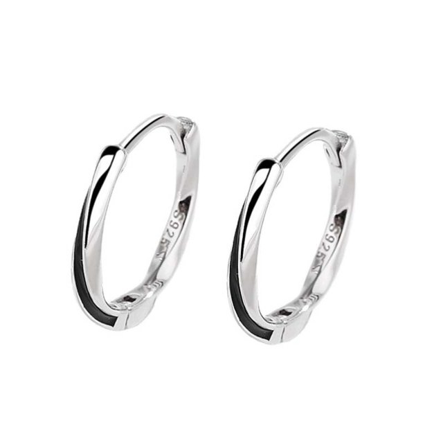 Pendientes de plata de ley s925 Pendientes de anillo Mobius Pendientes geométricos de diseño de nicho de estilo frío para hombres y mujeres
