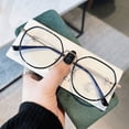 thumbnail image 3 of Gafas de sol planas con montura de espejo antiluz azul, modernas y a la moda, para miopía, adelgazantes y combinables, 3 of 4