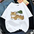 thumbnail image 3 of Camiseta Kawaii con estampado de tiburón y gato para mujer, remera coreana Harajuku de manga corta, playera con estampado de animales divertidos 2024, 3 of 5