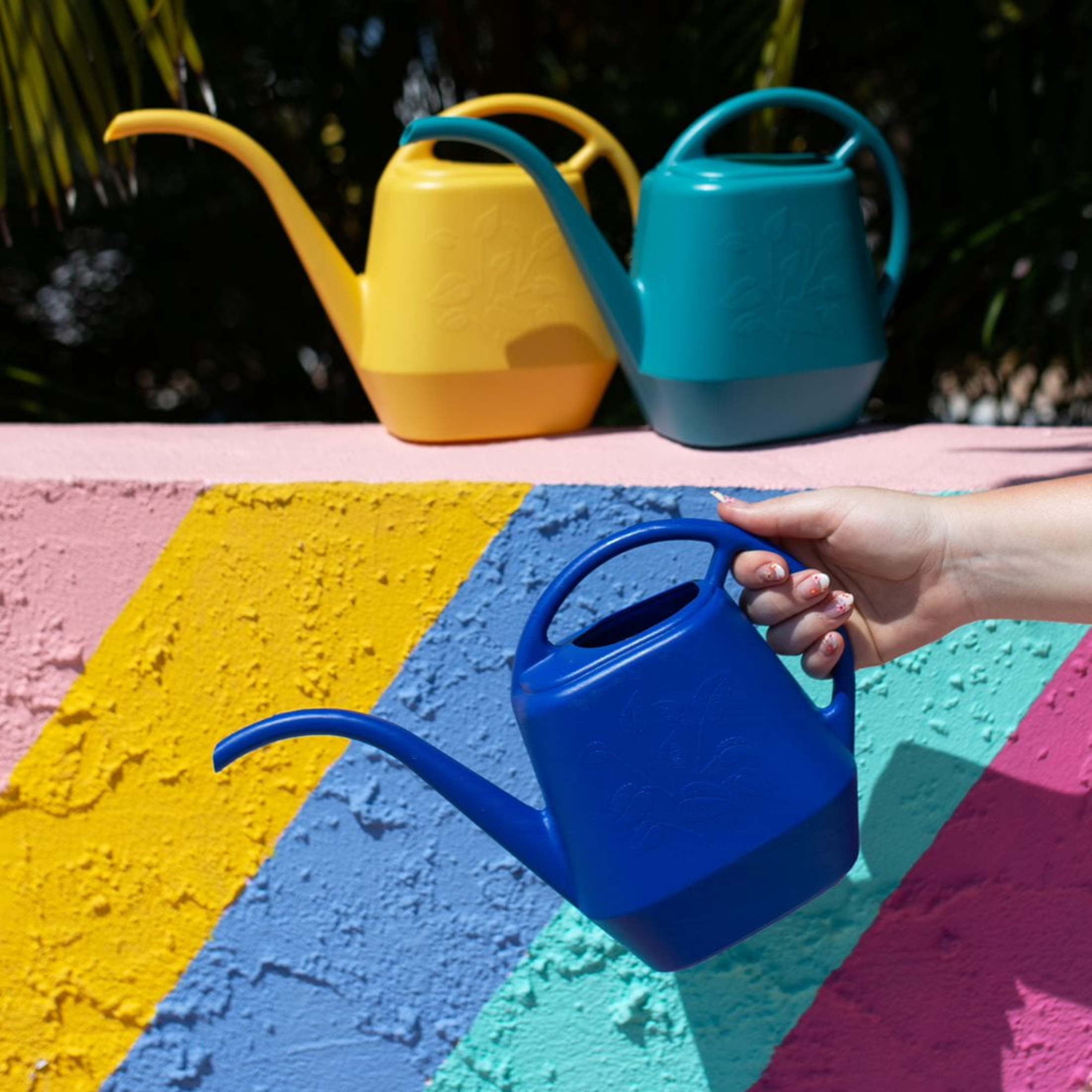 Bloem Aqua Rite 56 Fl Oz (.44 Gallon) Earthy Yellow Resin Watering Can for Indoor and Outdoor Use