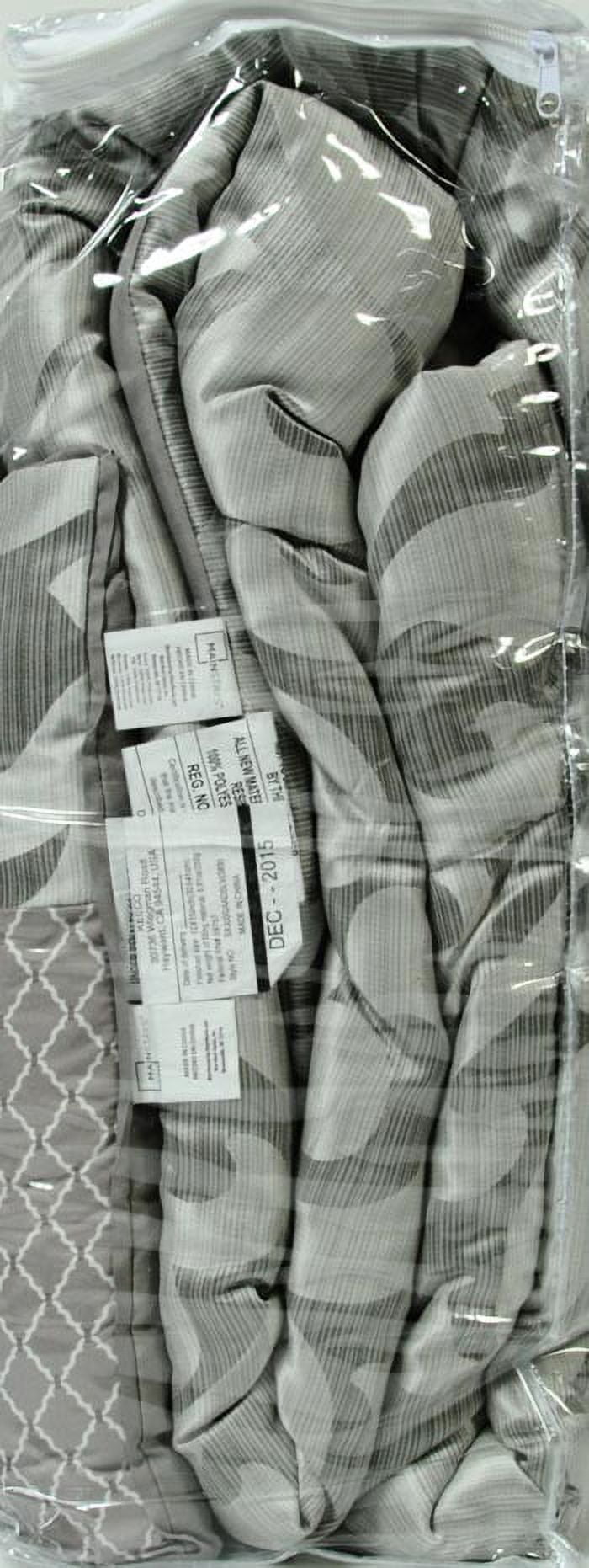 Mainstays Silver Damask Jacquard 7-Piece Comforter Set, Full