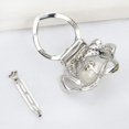 thumbnail image 3 of Mujeres Cristal Perla Lazo Flor Bufanda Hebilla Chal Soporte Anillo Bufandas Cárdigan Clips de círculo abierto Broche multifuncional Joyería, 3 of 5