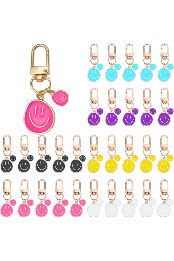 30Pcs Smiley Face Keychain, Cute Keyring for Classroom Prizes,Birthday Valentines Party Favors Gift, Goodie Bag Stuffers Supplies