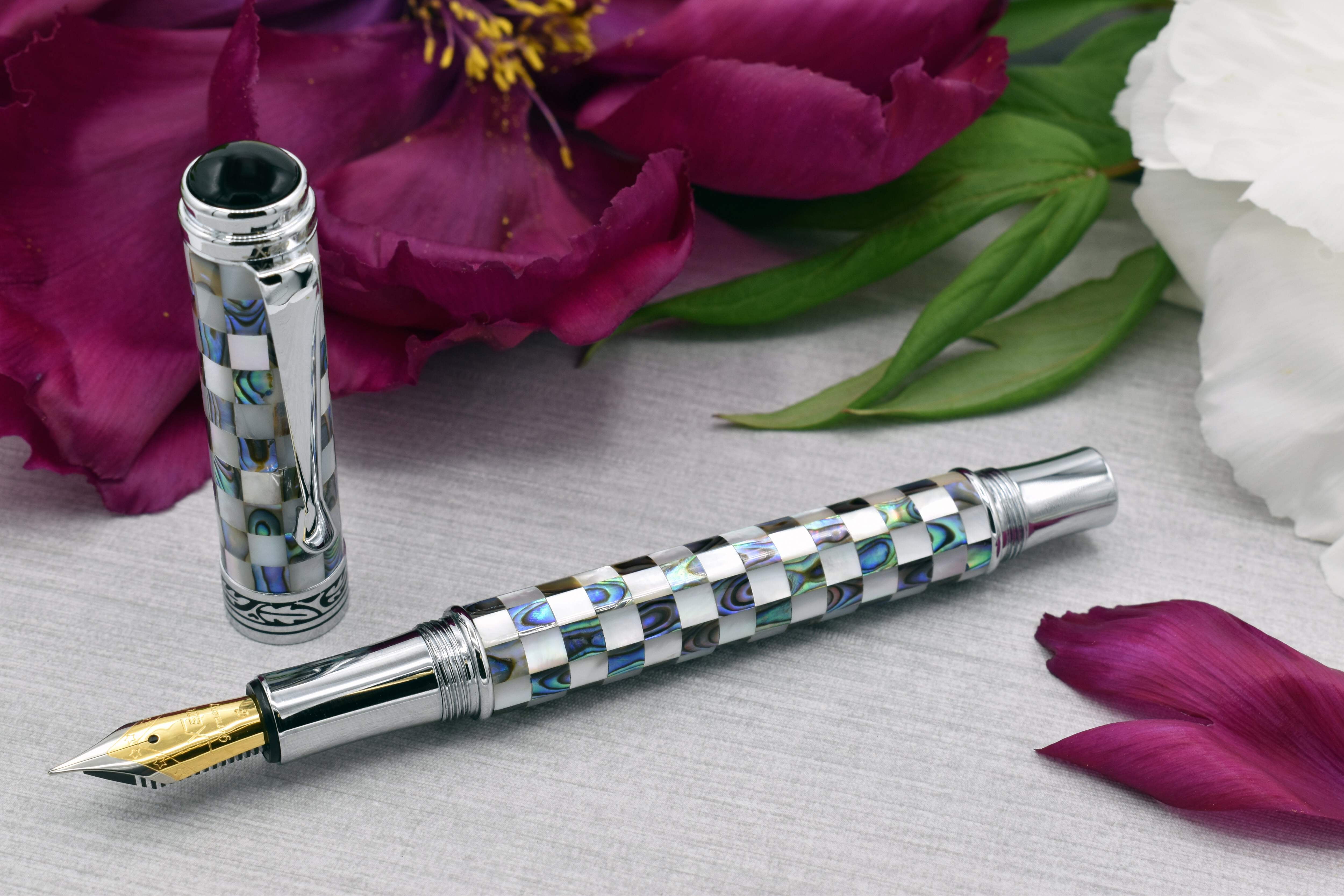 Xezo Xezo Maestro® Jubilee Classic of The Ocean Fountain Pen (Fine/Extra Fine Nib) - Paua Abalone  Oceanic White Mother of Pearl