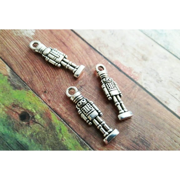 U8MO 10 Nutcracker Charms Pendants Antiqued Silver Christmas Charms 2 Sided 27mm