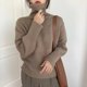 thumbnail image 2 of Suéter de cuello alto retro japonés para mujer ropa exterior suelta y perezosa 2024 otoño e invierno nuevo jersey de punto de estilo ceroso suave, 2 of 5