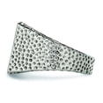 thumbnail image 3 of Bague Croix Émaillée Noire Texturée en Acier Inoxydable Taille 9, 3 of 3