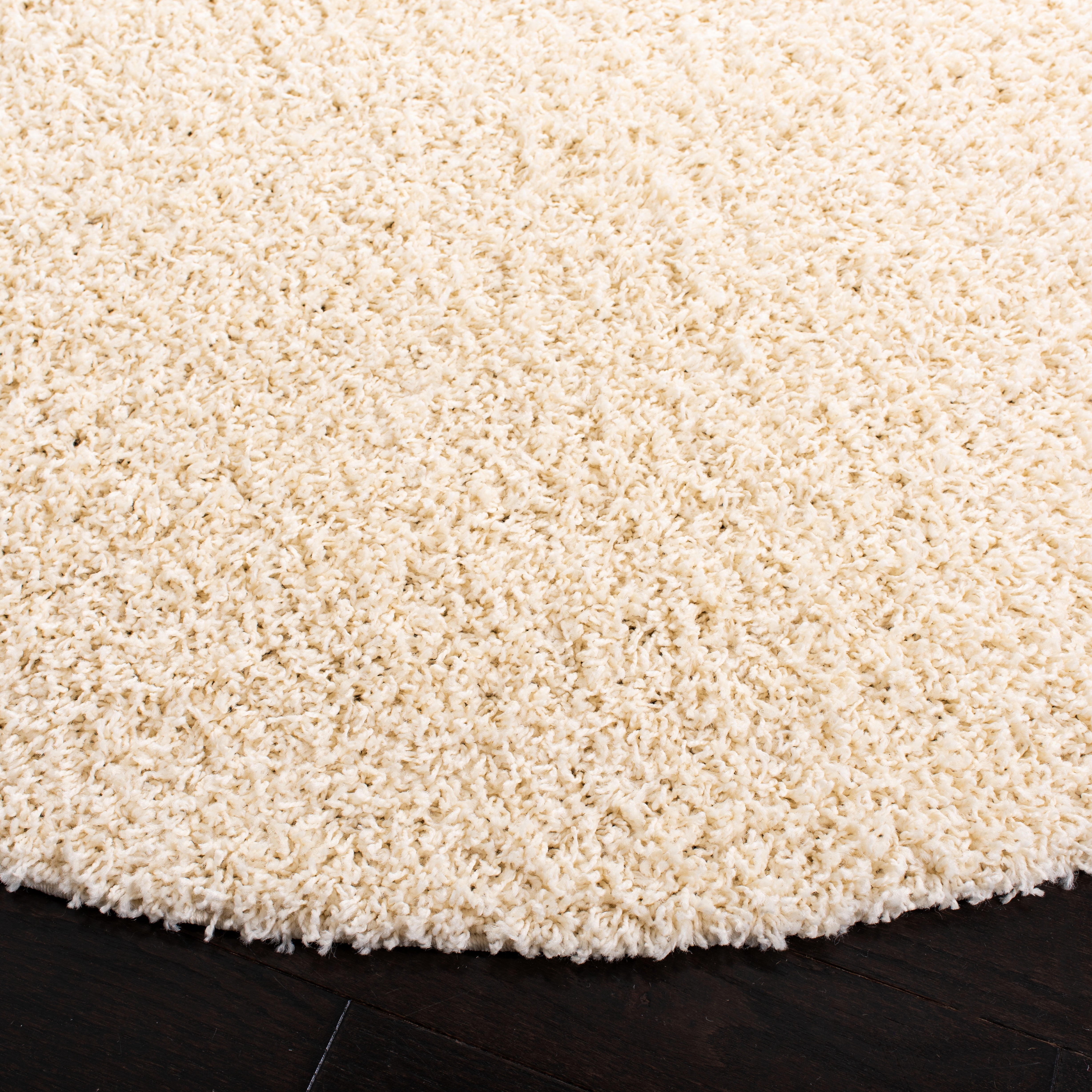 Safavieh Athens Talia Solid Shag Area Rug, Ivory, 6'7" x 6'7" Round