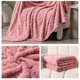 thumbnail image 4 of Manta Tipo Chal De Gamuza, Suave Y Acogedora, Ligera Y Cálida, Funda Versátil Para Sofá Cama O Sala De Estar En La Oficina, Color Rosa, 4 of 9