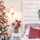 thumbnail image 4 of Pequeño árbol de Navidad, 13,7 pulgadas, miniárbol de Navidad artificial de mesa, adornos navideños, bola roja, piña de pino, árbol de Navidad pequeño para decoración navideña de fiesta en el hogar (b, 4 of 5