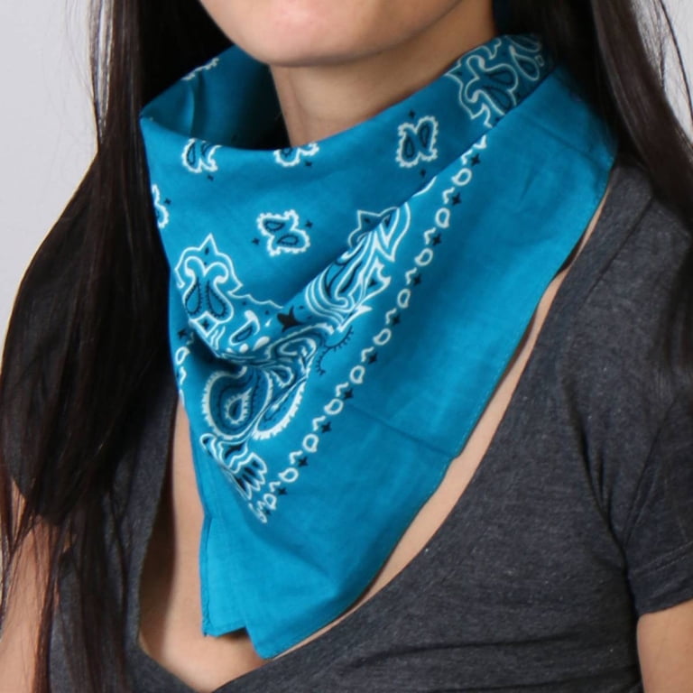 Hot Leathers BAP1012 Classic Turquoise Paisley Bandana 21X21 